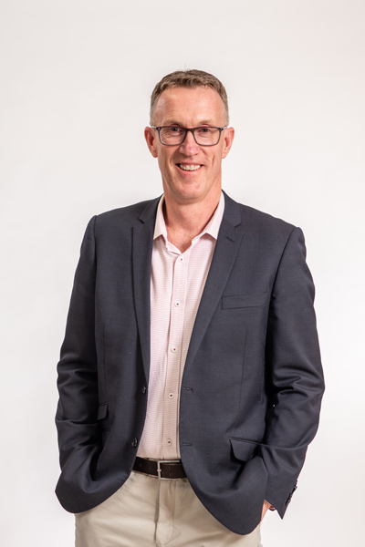 Staff-HR-173_DanielRichards